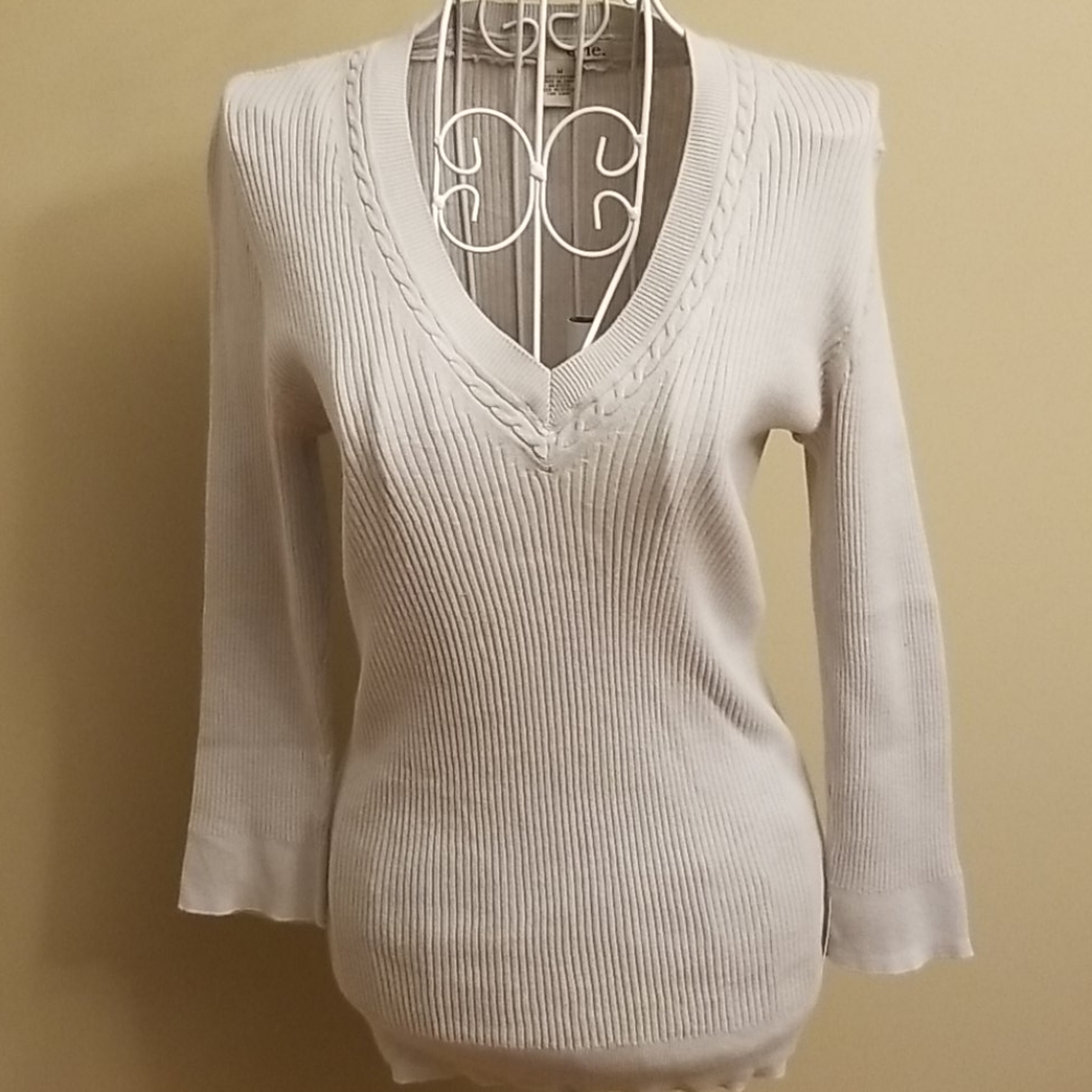 Light gray sweater